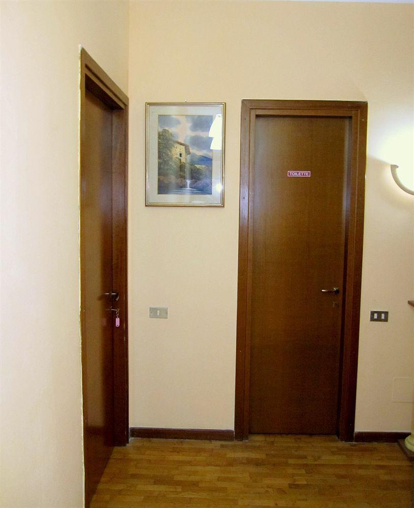 Star San Siro Fiera Auberge de jeunesse